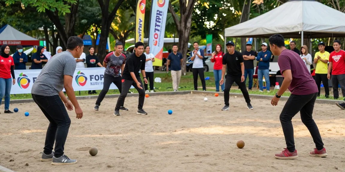 FOPI Kota Tomohon menampilkan permainan petanque di taman umum dengan suasana ceria.