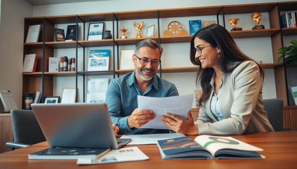 카드 현금화 과정을 설명하는 전문 상담사와 고객의 상호작용 모습